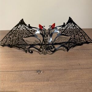 Black and Red Bat Wing Mask + Belt